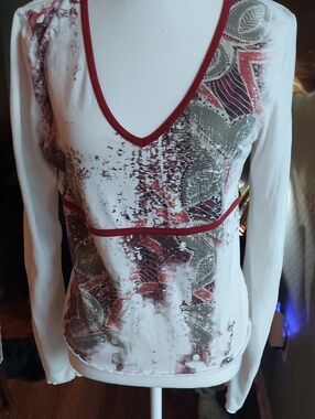 Mexx White Long Sleeve V-Neck Top with Olive and Burgundy Print